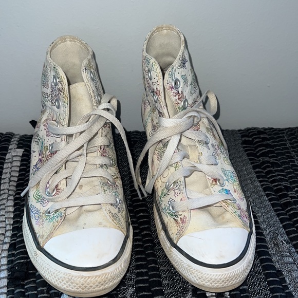 Converse - Picture 5 of 8